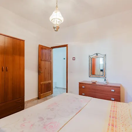 Mare Rosa Balestrate